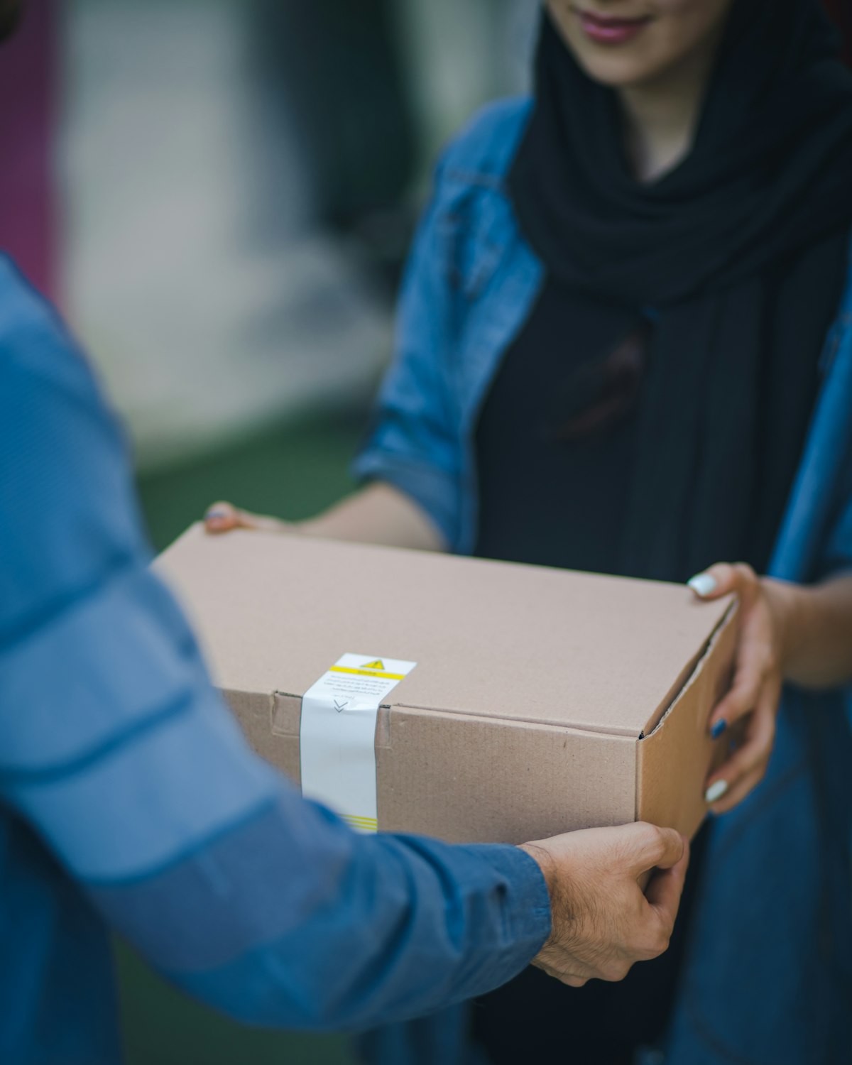 Delivery handoff